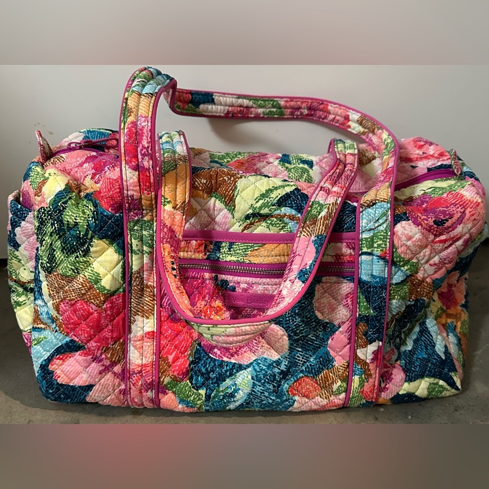 Vera Bradley Small Duffle in SuperBloom